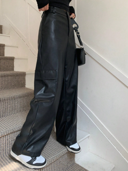 بنطلون كارجو من البولي يوريثان بجيوب للنساء